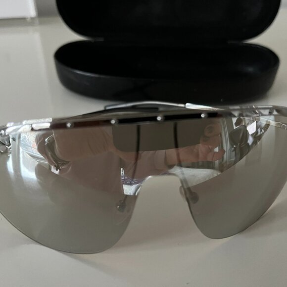 GUCCI - AUTHENTIC MIRRORED UNISEX AVIATOR SUNGLASSES - WORN ONCE - Picture 1 of 6